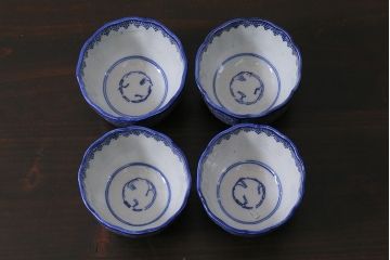 アンティーク雑貨　明治大正期　蛸唐草印判蕎麦猪口4個セット(向付、和食器)(R-037220)