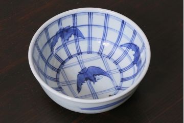 アンティーク雑貨　江戸期　伊万里　コウモリ(蝙蝠)図柄　深鉢(皿、和食器)(R-037222)