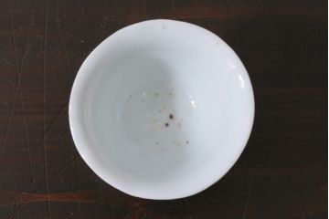 アンティーク雑貨　古民具・骨董　江戸期　広東形　古伊万里　染付蕎麦猪口(R-037223)