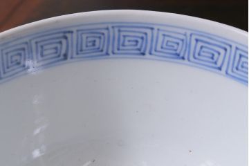 アンティーク雑貨　幕末明治期　線描染付　細かな図柄が味わい深い蓋付茶碗3客セット(和食器)(R-037229)