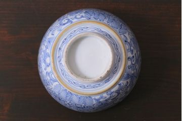 アンティーク雑貨　幕末明治期　線描染付　細かな図柄が味わい深い蓋付茶碗3客セット(和食器)(R-037229)