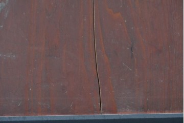 和製アンティーク　明治期　太い枠線が印象的な鋲打ちデザインの二段重ね収納棚　(R-037251)
