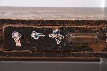 アンティーク家具　味わいたっぷりのノスタルジックな文机(センターテーブル、ローテーブル)(R-037256)