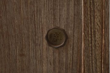 アンティーク家具　和製アンティーク　昭和中期　桐材　古い木肌が味わい深い戸棚(収納棚、テレビ台、ローボード、桐箪笥、桐たんす)(R-037260)