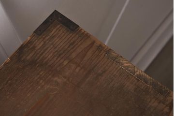 アンティーク家具　明治大正期　前面ケヤキ材　ダイナミックな木目が魅力の時代箪笥(茶箪笥、収納棚、戸棚、引き出し)(R-037261)