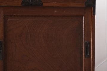 アンティーク家具　明治大正期　前面ケヤキ材　ダイナミックな木目が魅力の時代箪笥(茶箪笥、収納棚、戸棚、引き出し)(R-037261)