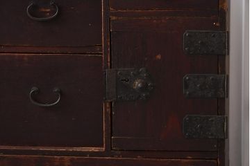 アンティーク家具　古民具・骨董　明治期　片開き戸付きの風情ある小タンス(引き出し、時代箪笥、整理タンス)(R-037263)