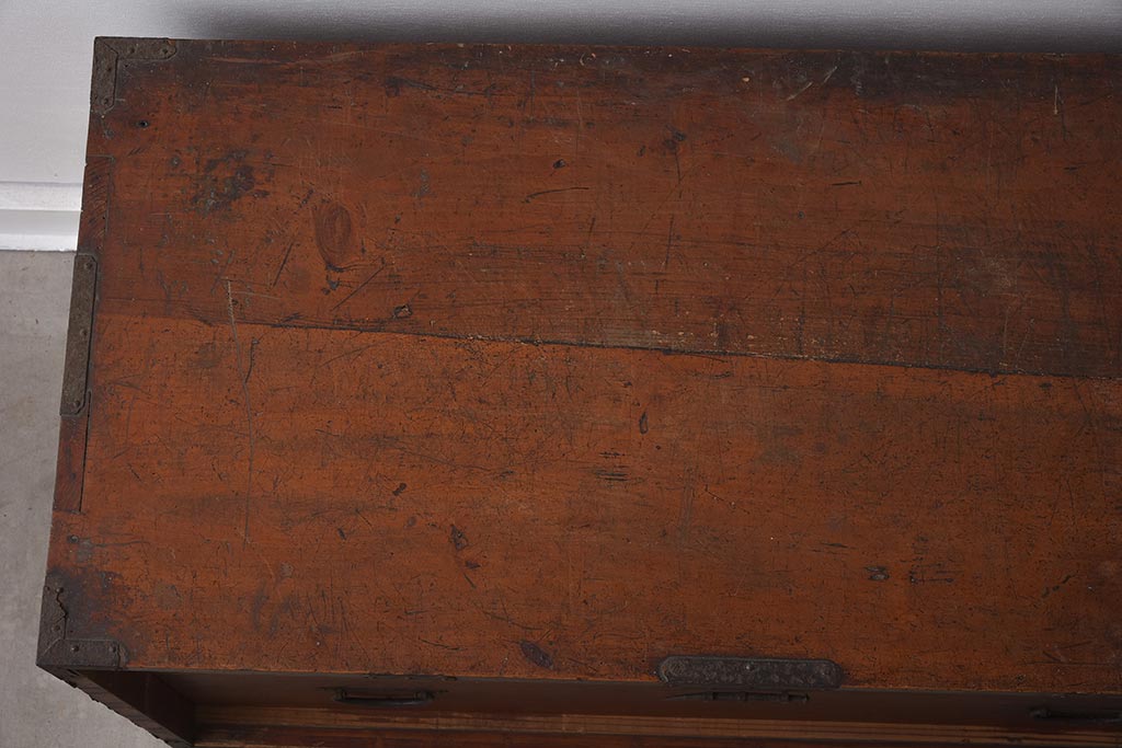 アンティーク家具　和製アンティーク　明治期　和の雰囲気高める衣装箪笥(引き出し、和タンス、ローチェスト、時代箪笥)(R-037265)