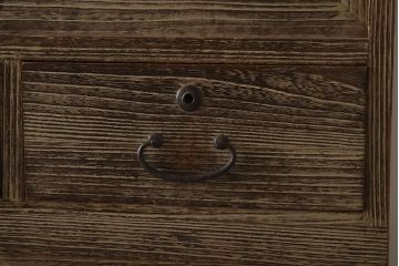 アンティーク家具　和製アンティーク　前面桐材　まっすぐな木目が魅力的な3段重ね箪笥(衣装箪笥、引き出し、桐箪笥、桐たんす)(R-037266)