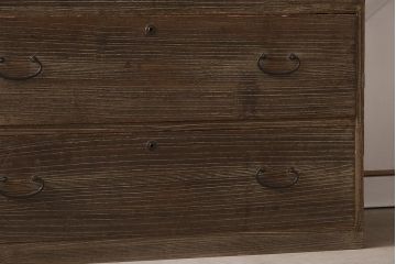 アンティーク家具　和製アンティーク　前面桐材　まっすぐな木目が魅力的な3段重ね箪笥(衣装箪笥、引き出し、桐箪笥、桐たんす)(R-037266)