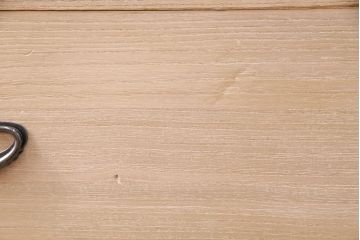 アンティーク家具　あたたかな和の空間を演出する柔らか木肌の衣装タンス(和タンス、箪笥、桐箪笥、桐たんす)(R-037267)