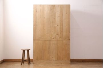 アンティーク家具　あたたかな和の空間を演出する柔らか木肌の衣装タンス(和タンス、箪笥、桐箪笥、桐たんす)(R-037267)