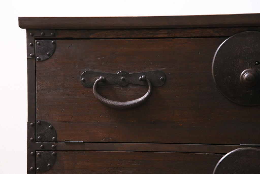 アンティーク家具　明治期　古箪笥リメイク　フラップダウン扉の鉄脚付きリビングボード(テレビ台、テレビボード)(R-037274)