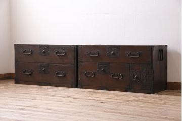 アンティーク家具　和製アンティーク　明治大正期　前面ヒノキ(檜)材　経年による深い木の色合いが魅力の重ね箪笥(タンス、衣装箪笥、引き出し)(R-037279)