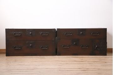 アンティーク家具　和製アンティーク　明治大正期　前面ヒノキ(檜)材　経年による深い木の色合いが魅力の重ね箪笥(タンス、衣装箪笥、引き出し)(R-037279)