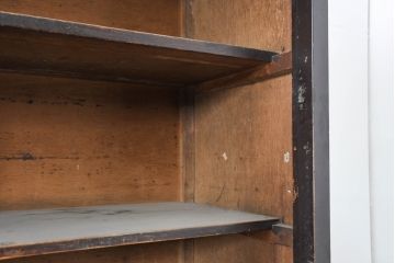 アンティーク家具　収納力抜群　16杯の引き出しが付いたガラス戸棚(収納棚)(R-037286)