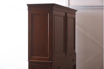 アンティーク家具　上手物!　楠(クスノキ)材　大正ロマンな衣装盆付き和タンス(衣装箪笥、チェスト、着物箪笥、収納箪笥)(R-037287)