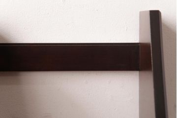 中古　民芸家具　幅の調整可能!　シンプルで便利な本立て(ブックスタンド)(R-037289)