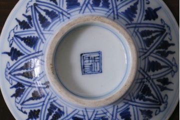 アンティーク雑貨　古民具・骨董　味のある絵柄の蓋茶碗3客セット(和食器)(R-037291)