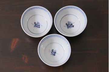 アンティーク雑貨　古民具・骨董　味のある絵柄の蓋茶碗3客セット(和食器)(R-037291)