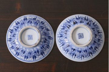 アンティーク雑貨　古民具・骨董　味のある絵柄の蓋茶碗2客セット(和食器)(R-037292)
