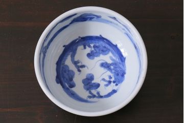 アンティーク雑貨　江戸期　古伊万里　染付　雲龍文　深鉢(深皿)(R-037294)