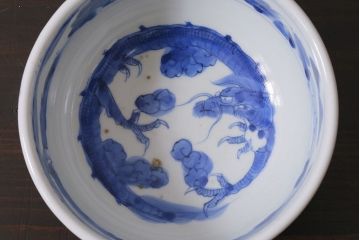 アンティーク雑貨　江戸期　古伊万里　染付　雲龍文　深鉢(深皿)(R-037295)