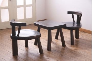 中古　日本製　オーク材　カントリースタイルにぴったりなつくりの良いローチェア(椅子)(R-037298)