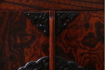 【S様・O様ご決済用】中古　岩谷堂箪笥　No.114　スリムで便利な多目棚(収納棚、キャビネット)(定価約30万円)(R-037305)