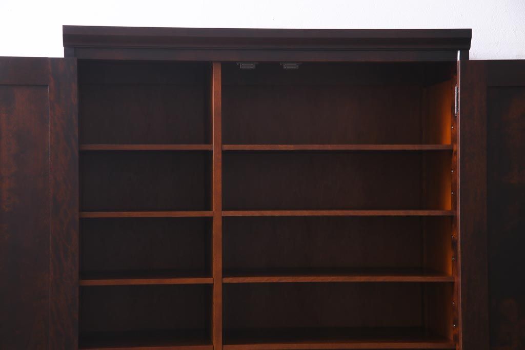 中古　北海道民芸家具　ハンガーパイプ付　OM176玄関棚(下駄箱、キャビネット、収納棚)(定価約29万円)(R-037306)