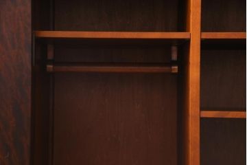 中古　北海道民芸家具　ハンガーパイプ付　OM176玄関棚(下駄箱、キャビネット、収納棚)(定価約29万円)(R-037306)