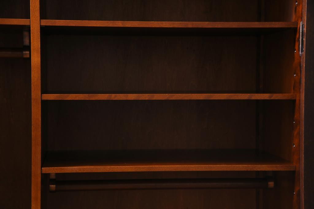 中古　北海道民芸家具　ハンガーパイプ付　OM176玄関棚(下駄箱、キャビネット、収納棚)(定価約29万円)(R-037306)