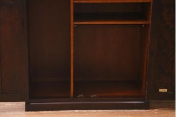 中古　北海道民芸家具　ハンガーパイプ付　OM176玄関棚(下駄箱、キャビネット、収納棚)(定価約29万円)(R-037306)