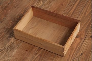 アンティーク雑貨　和製アンティーク　古い松材の風合いが味のある引き出し付き飾り台(花台)