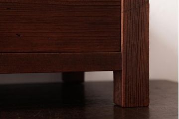 アンティーク雑貨　和製アンティーク　古い松材の風合いが味のある引き出し付き飾り台(花台)
