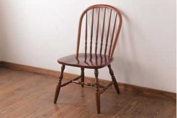 ビンテージ家具　柏木工(カシワ、KASHIWA)　カバ材　飴色の艶と質感が品のあるチェア(ダイニングチェア、ウィンザーチェア、ウインザーチェア)(R-037317)