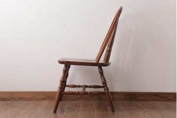 ビンテージ家具　柏木工(カシワ、KASHIWA)　カバ材　飴色の艶と質感が品のあるチェア(ダイニングチェア、ウィンザーチェア、ウインザーチェア)(R-037317)