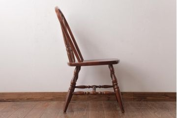 ビンテージ家具　柏木工(カシワ、KASHIWA)　カバ材　飴色の艶と質感が品のあるチェア(ダイニングチェア、ウィンザーチェア、ウインザーチェア)(R-037317)