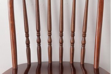 ビンテージ家具　柏木工(カシワ、KASHIWA)　カバ材　飴色の艶と質感が品のあるチェア(ダイニングチェア、ウィンザーチェア、ウインザーチェア)(R-037317)