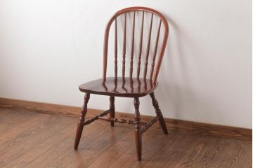 ビンテージ家具　柏木工(カシワ、KASHIWA)　カバ材　飴色の艶と質感が品のあるチェア(ダイニングチェア、ウィンザーチェア、ウインザーチェア)(R-037318)
