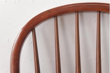 ビンテージ家具　柏木工(カシワ、KASHIWA)　カバ材　飴色の艶と質感が品のあるチェア(ダイニングチェア、ウィンザーチェア、ウインザーチェア)(R-037318)