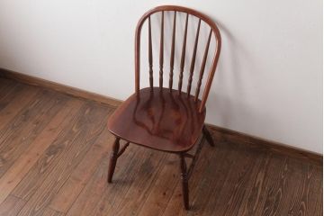 ビンテージ家具　柏木工(カシワ、KASHIWA)　カバ材　飴色の艶と質感が品のあるチェア(ダイニングチェア、ウィンザーチェア、ウインザーチェア)(R-037320)