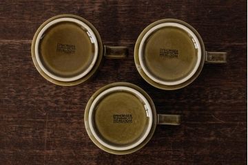 ヴィンテージ雑貨　イギリスビンテージ　HORNSEA(ホーンジー)　HEIRLOOM(エアルーム)　カップ&ソーサー3客セット(R-037325)
