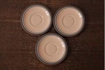 ヴィンテージ雑貨　イギリスビンテージ　HORNSEA(ホーンジー)　CORAL(コーラル)　カップ&ソーサー3客セット(洋食器)(R-037327)