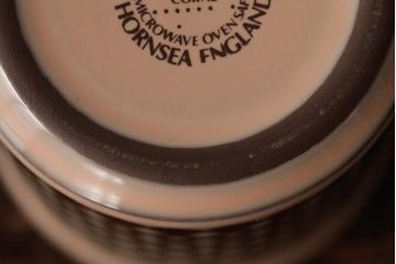 ヴィンテージ雑貨　イギリスビンテージ　HORNSEA(ホーンジー)　CORAL(コーラル)　カップ&ソーサー2客セット(洋食器)(R-037328)