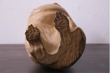 アンティーク雑貨　明治大正　狸　木彫　共箱(R-037331)