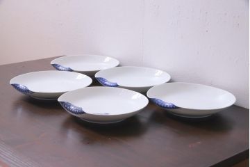 アンティーク雑貨　箱付き　柿右衛門　8寸変形皿5枚セット(ひげ皿)(R-037333)