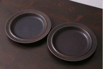 ヴィンテージ雑貨　北欧ビンテージ　ARABIA(アラビア)　Ruska(ルスカ)　プレート2枚セット(大皿)(R-037338)
