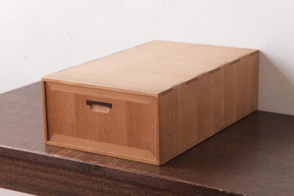 アンティーク雑貨　指物　桐材　シンプルな上手物の書箱(書類箱、帳簿入れ)(R-037346)