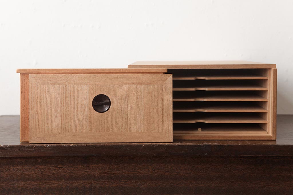 アンティーク雑貨　指物　桐材　シンプルな上手物の書箱(書類箱、帳簿入れ)(R-037346)